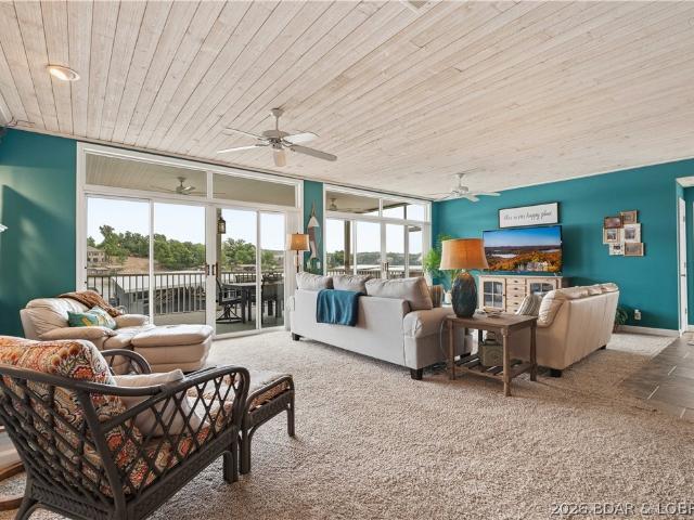 Condo for sale in Sunrise Beach, Missouri
