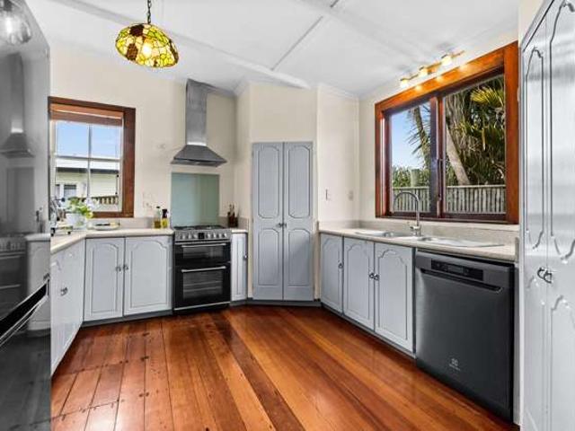 House for sale in Hastings