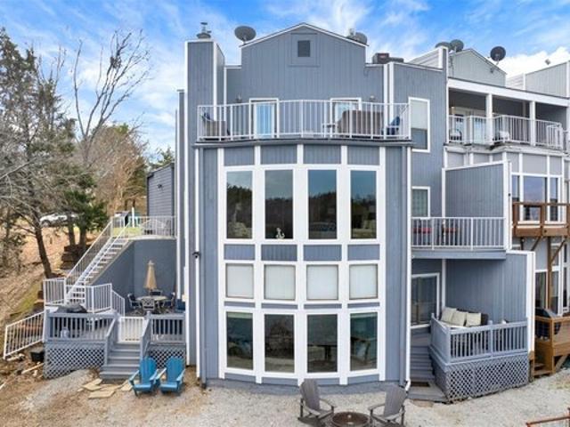 House for sale in Pottsboro, Texas
