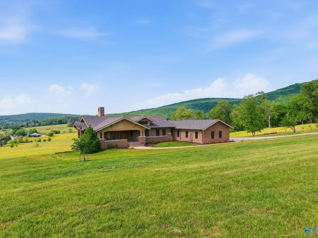 House for sale in New Market, Alabama