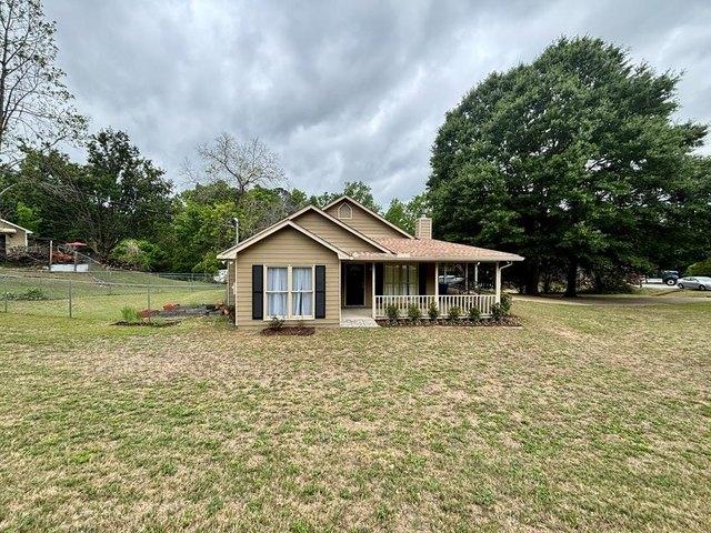 House for sale in Phenix City, Alabama