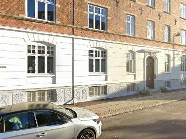 Lejlighed til salg i Hellerup, Brøndby