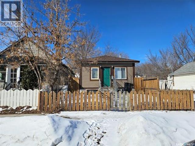 House for sale in Saskatoon, Saskatchewan