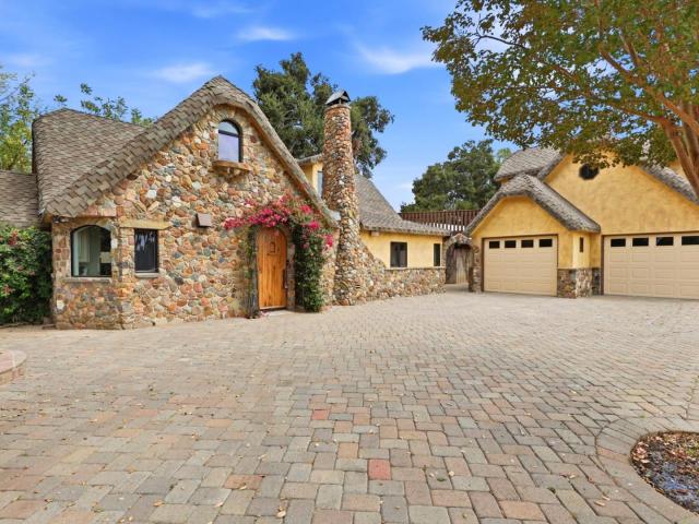 House for sale in Hollister, San Benito County