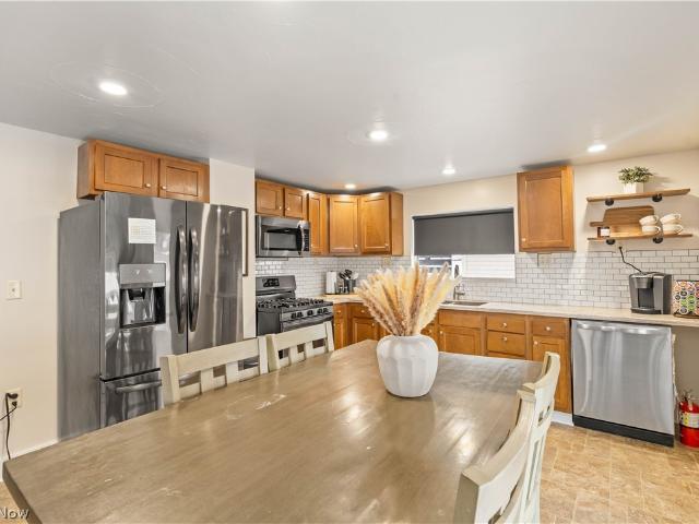 Townhouse for sale in Shanesville, Sugarcreek