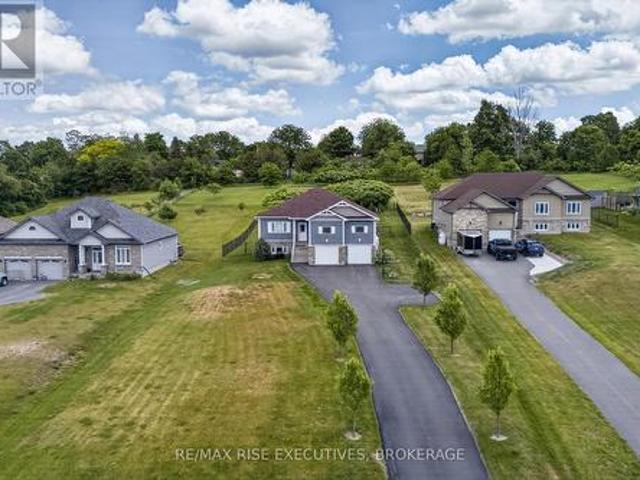 House for sale in South Frontenac, Ontario