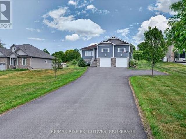 House for sale in South Frontenac, Ontario