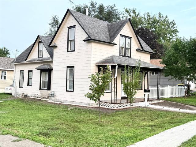 House for sale in Osceola, Iowa