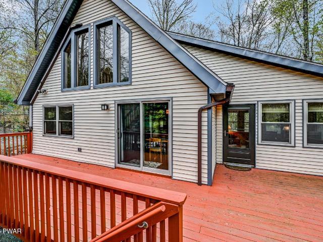 House for sale in Lake Ariel, Pennsylvania