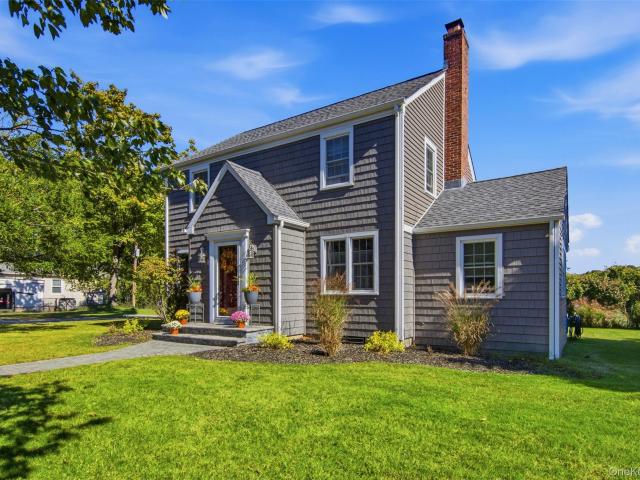 House for sale in Center Moriches, Town of Brookhaven