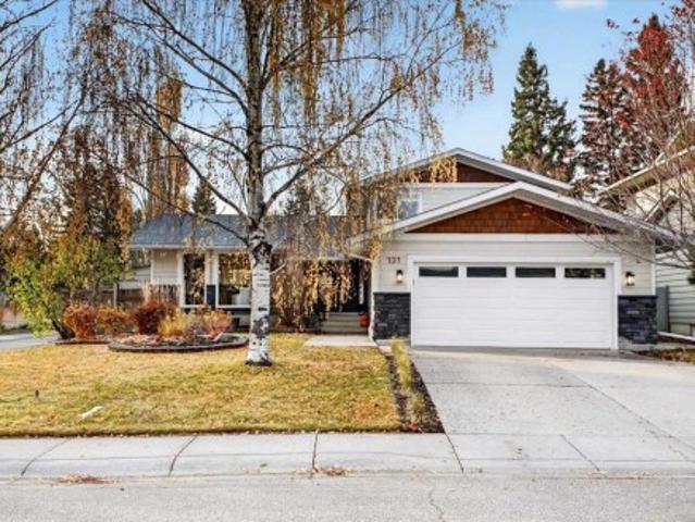 House for sale in Parkland, Calgary