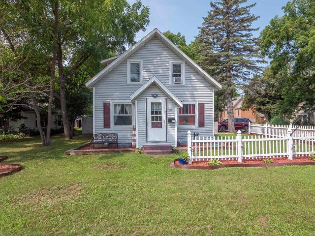 House for sale in Waupaca, Wisconsin