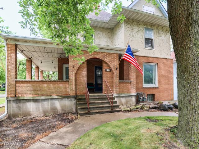 House for sale in Dekalb, Illinois