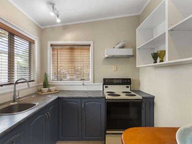 House for sale in Beachlands