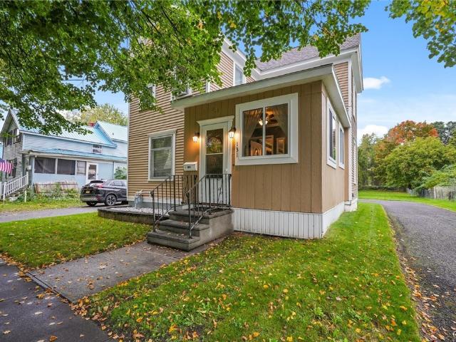 House for sale in City of Oneida, Madison County