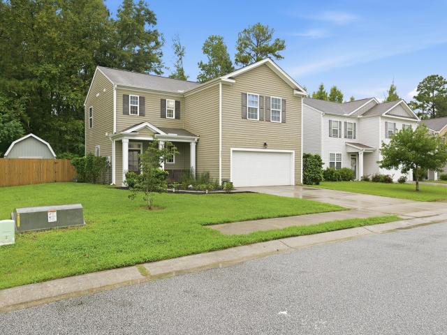 House for sale in Moncks Corner, South Carolina