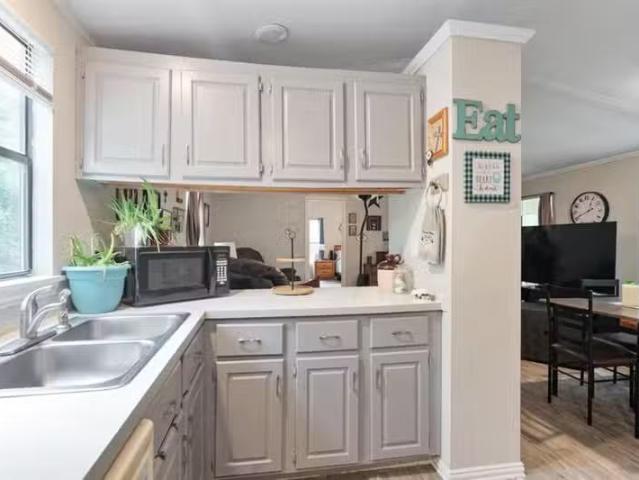 House for sale in Mabank