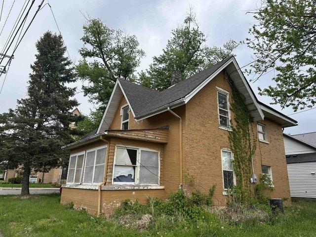 House for sale in Savanna, Illinois