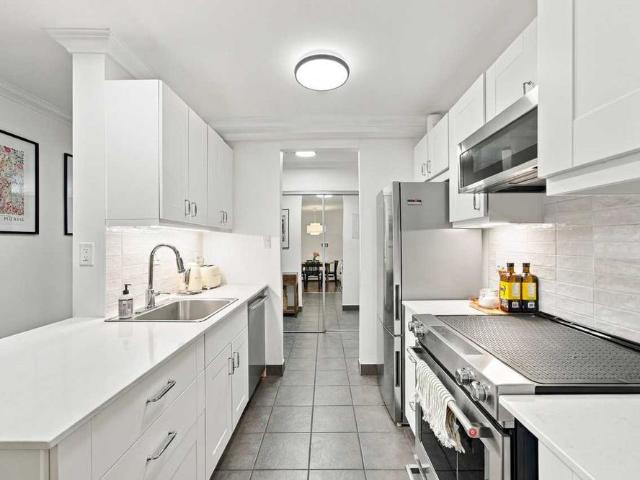 Apartment for rent in Lower Lonsdale, North Vancouver