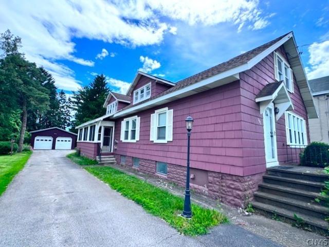House for sale in Oneida, New York
