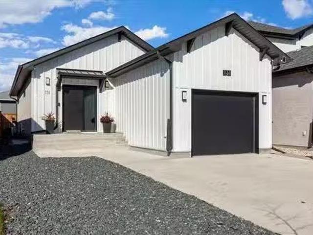 House for sale in Steinbach, Manitoba