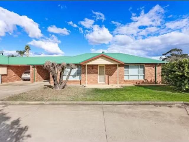 Condo for rent in Aberdeen, New South Wales