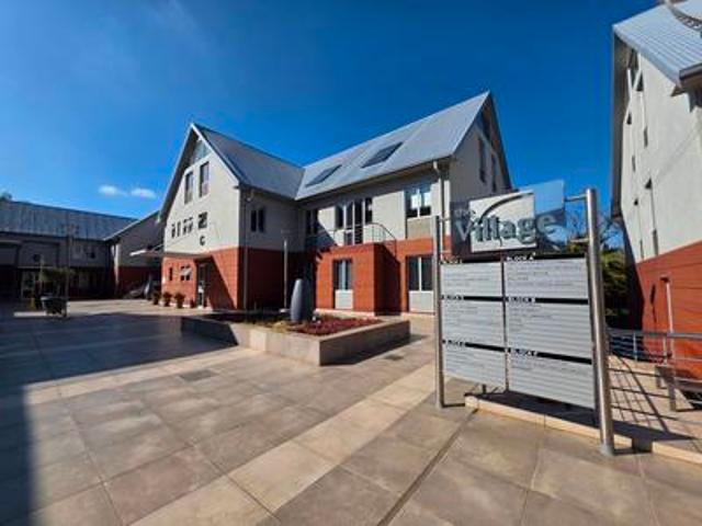 Commercial for rent in Waterkloof, Gauteng