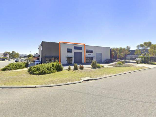 Warehouse for rent in Landsdale, Western Australia