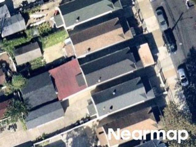 House for sale in Queens, Arverne