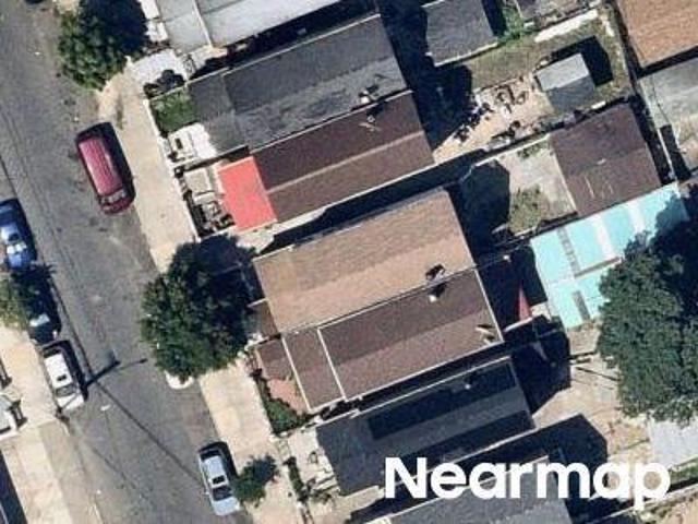 House for sale in Queens, Arverne