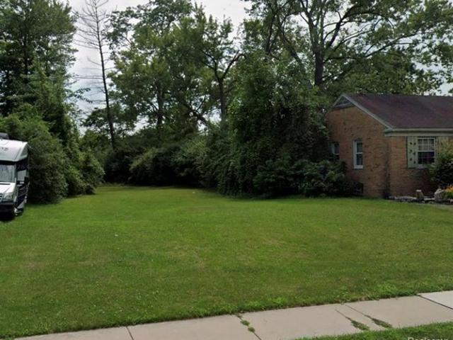 Land for sale in Oak Park, Michigan