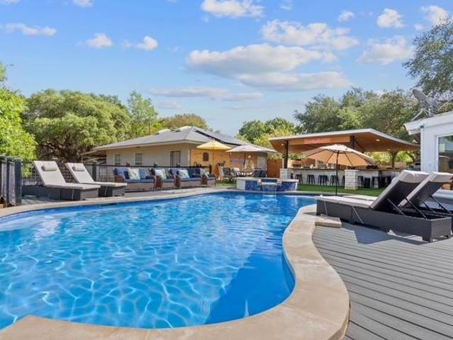 House for sale in Manchaca, Texas