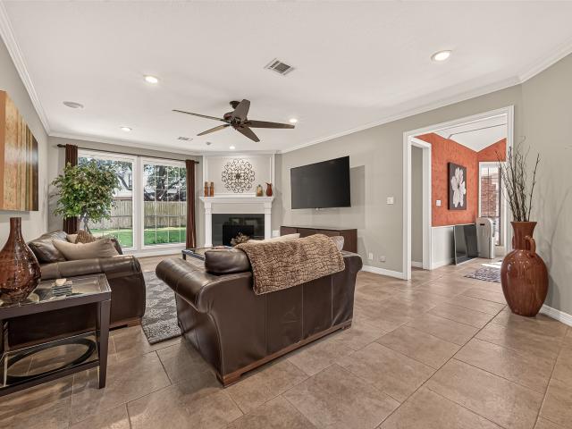House for sale in Lakewood Glen, Cypress