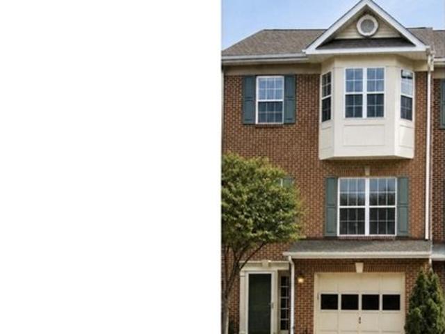 Townhouse for sale in Riva, Maryland