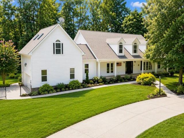 House for sale in Burns, Middle Tennessee