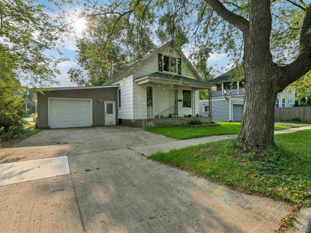 House for sale in Marinette, Wisconsin
