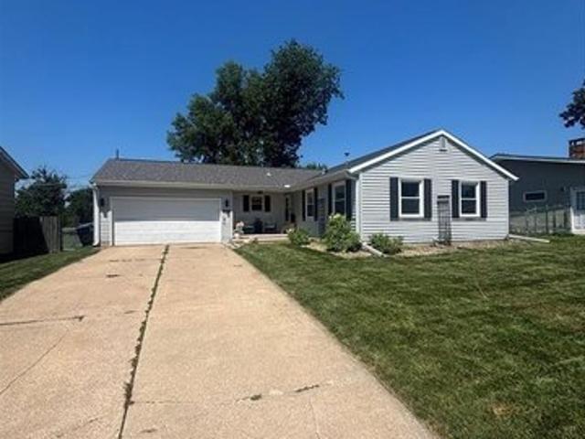 House for sale in Linn, Iowa