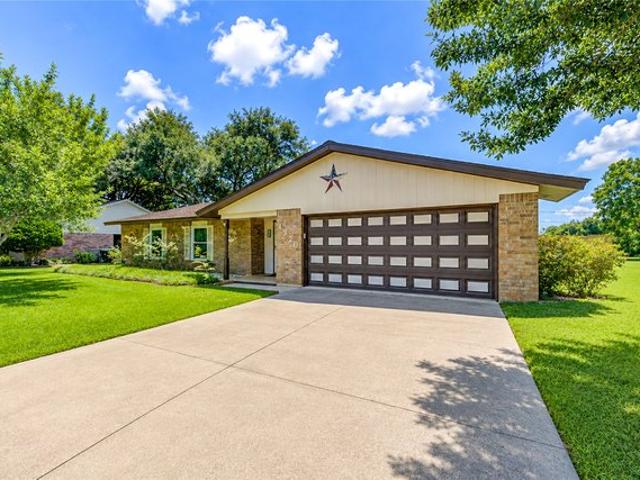 House for sale in Wharton, Texas