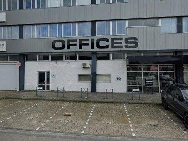 Bedrijfspand te huur in Zwanenburg, Noord Holland