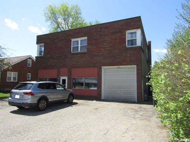 House for sale in Fulton, Illinois