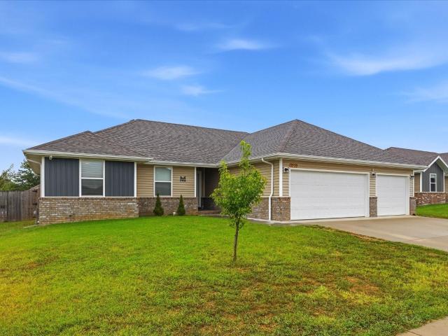 House for sale in Republic, Greene County
