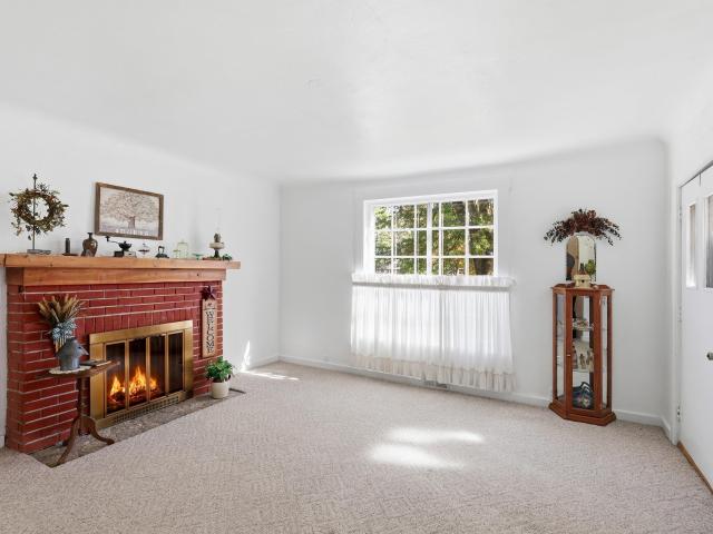 House for sale in Garrett, DeKalb County