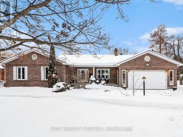 House for sale in Russell, Ontario