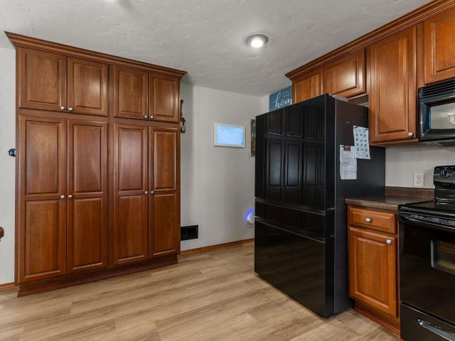 House for sale in Town of Grand Chute, Outagamie County