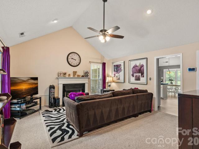 House for sale in Mecklenburg, North Carolina