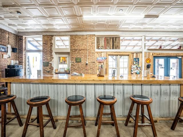 Commercial for sale in Tennessee