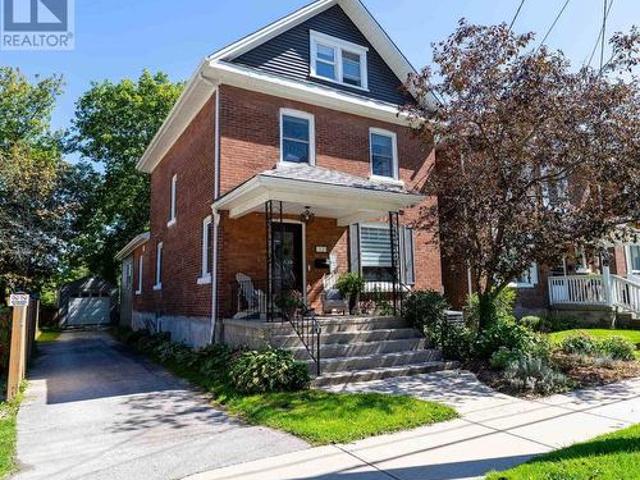 House for sale in Owen Sound, Southwestern Ontario