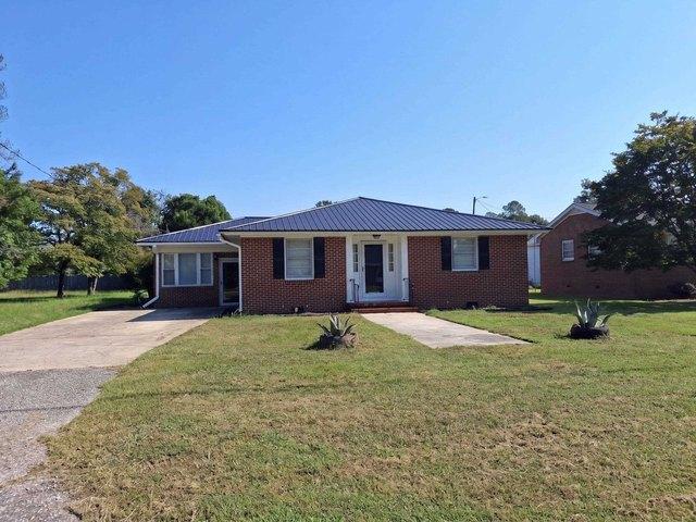 House for sale in Dillon, Dillon County