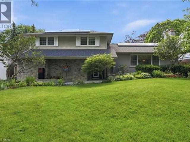 House for sale in Burlington, Ontario