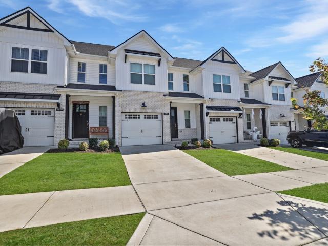 Townhouse for sale in Tennessee